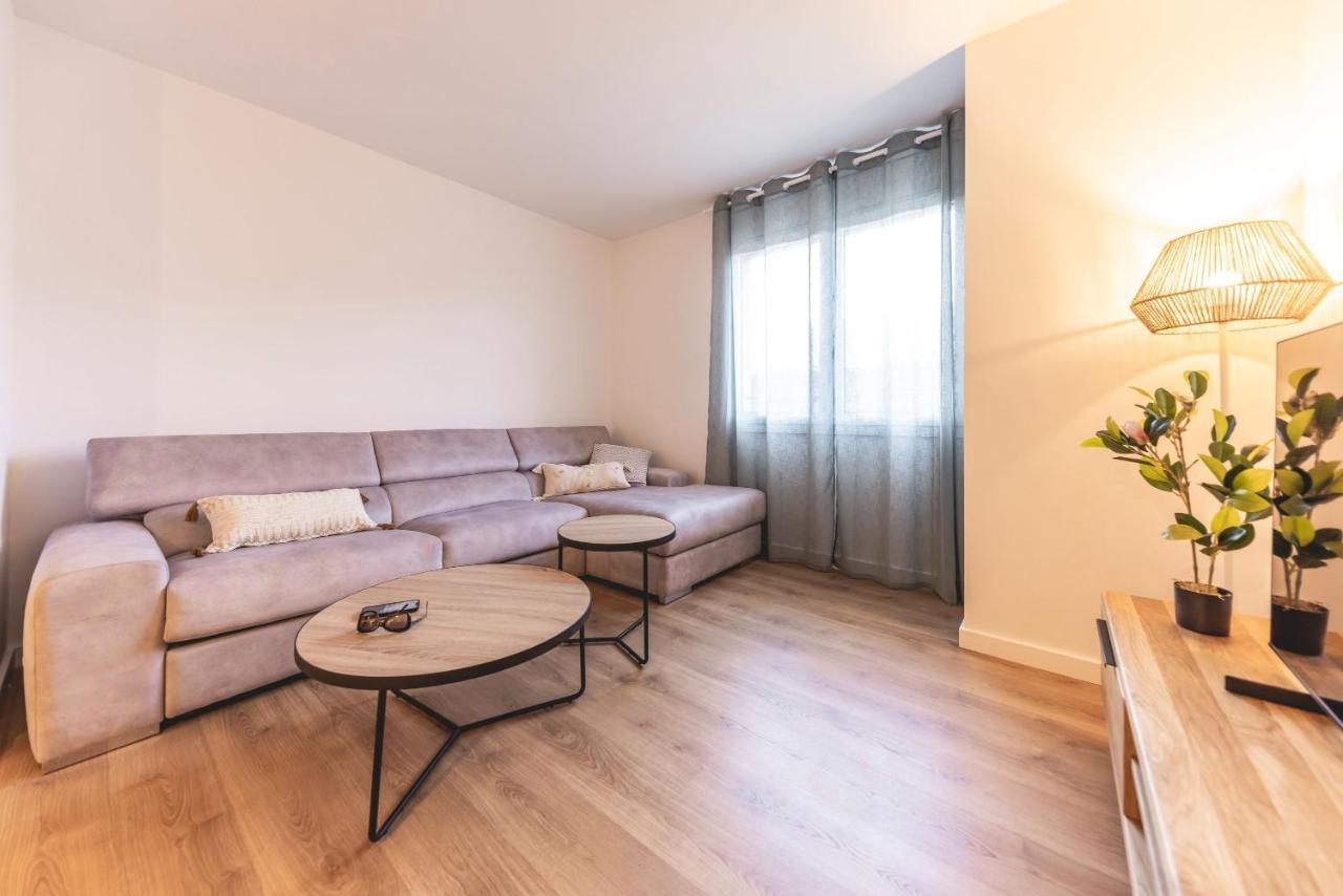 Bravissimo Afra, 2-Bedroom Apartment ชีโรนา ภายนอก รูปภาพ